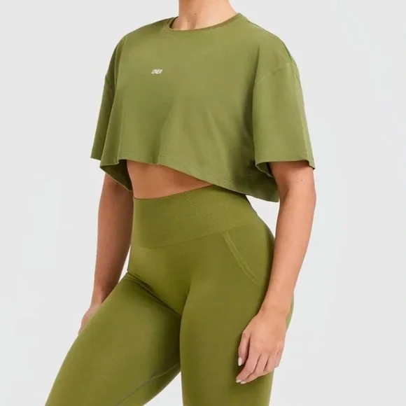 Oner Active Classic Oner Graphic Crop Lightweight T-Shirt Small - Olive Green - Picture 2 of 5